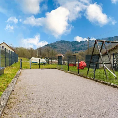 Cerf Hébergement de vacances *